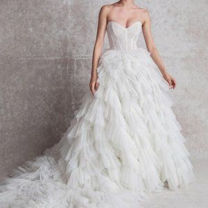 Amanda James Bridal | Simone Wedding Dress | SIZE 10 | AMAZING CONDITION